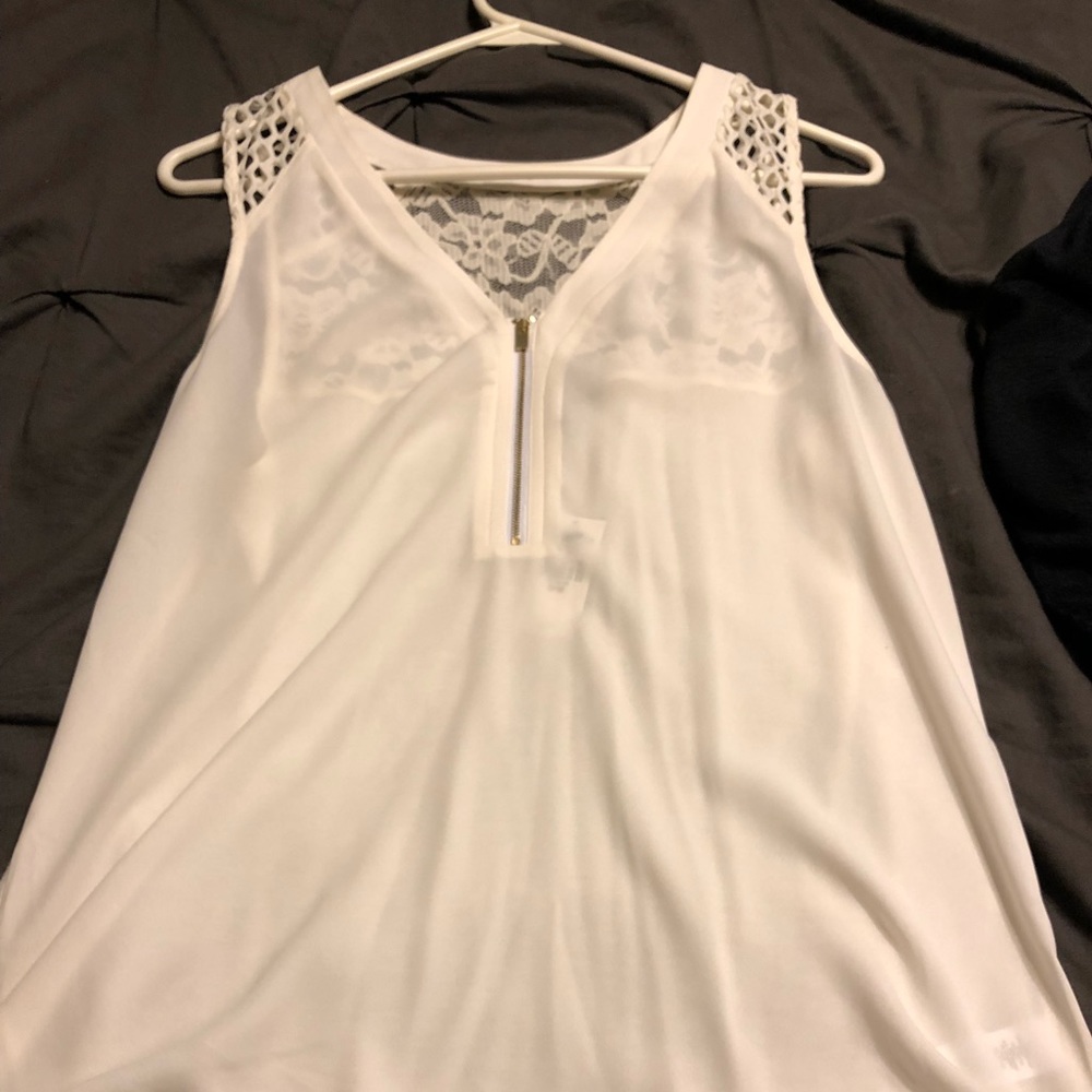 Express Top Medium NWT